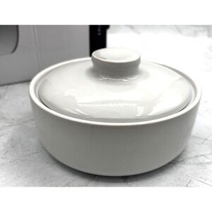 Epicure Stoneware 6" Baking Dish w/ Lid 2.5c Oven To Table White Dips Brie NIB